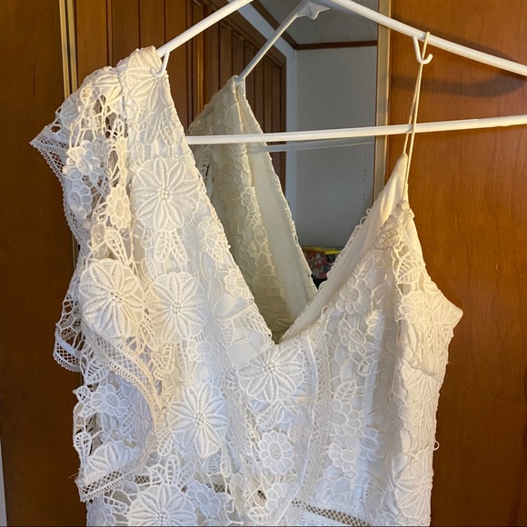 Keepsake White Floral Lace Maxi Dress Size Small - Picture 5 of 13